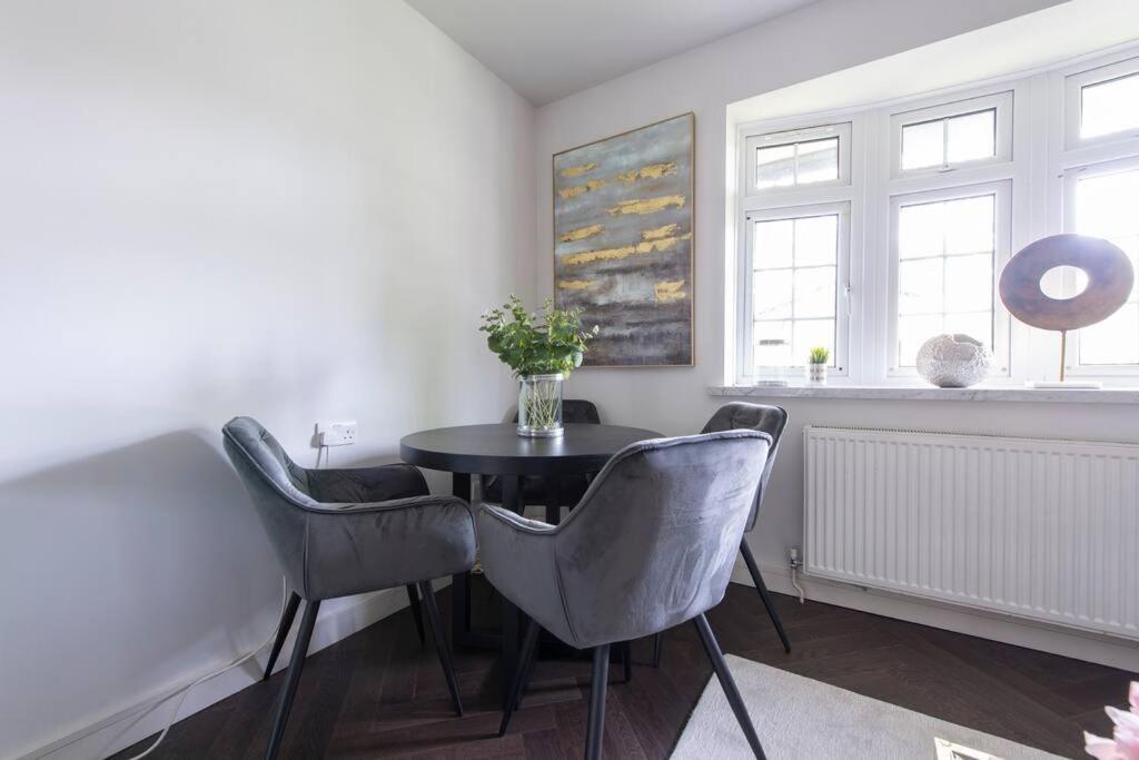 2 Bedroom Modern Urban Sanctuary 1Cc - Cherrydeal Londyn Zewnętrze zdjęcie