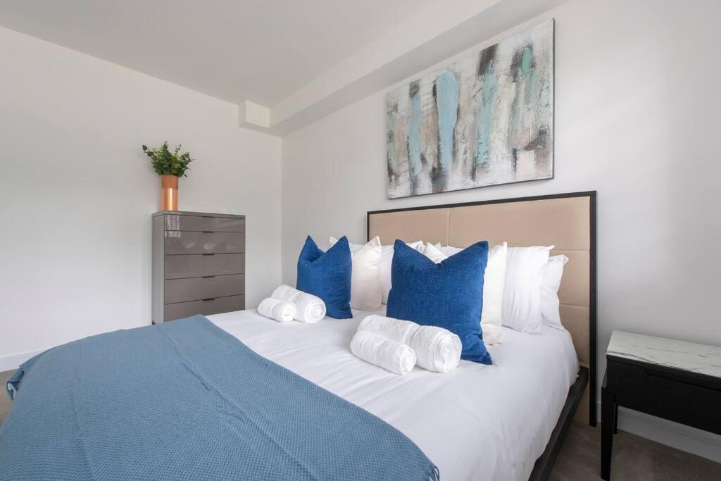 2 Bedroom Modern Urban Sanctuary 1Cc - Cherrydeal Londyn Zewnętrze zdjęcie