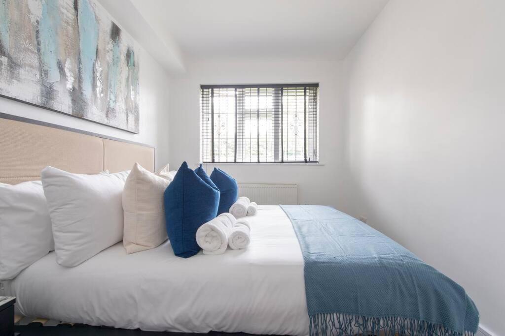 2 Bedroom Modern Urban Sanctuary 1Cc - Cherrydeal Londyn Zewnętrze zdjęcie
